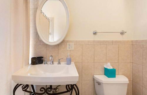 The Brick House Wooster Sq at Yale with Skyline Deck and WD - Foto 2