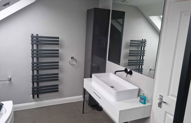 Impeccable 4-bed House in London With Jacuzzi - Foto 19