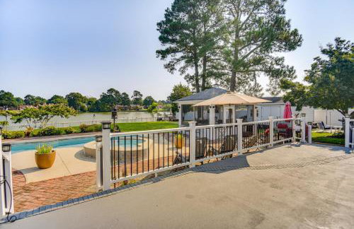 Luxe Lakefront Portsmouth Home: Fish, Swim & Play! - Foto 25