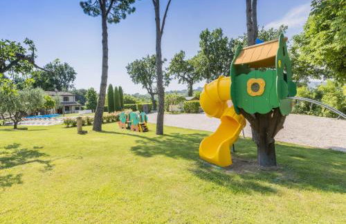 Scenic villa with heated pool - Foto 33