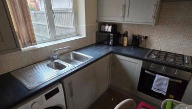 Spacious House | Perfect for Contractor Stays - Foto 3