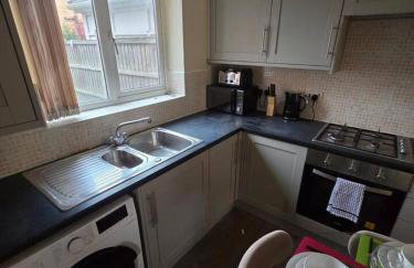 Spacious House | Perfect for Contractor Stays - Foto 3