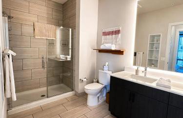 East Side Luxury 1BR Apt - Near Brady St with Balcony and Lounge - Foto 16