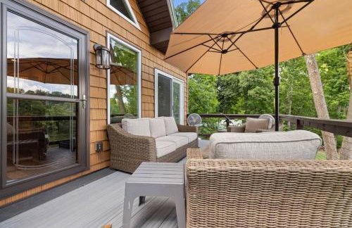 Riverside Oasis with Stunning Views, Cozy Firepit! - Photo 46