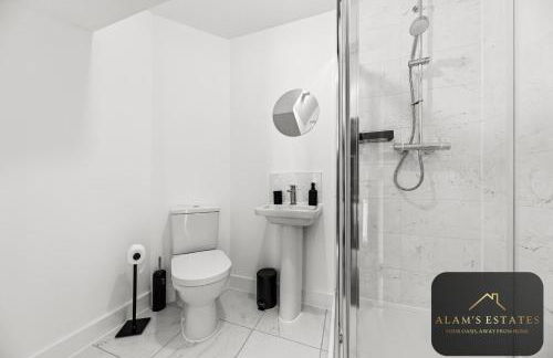 Spacious 2-Bed House, Free Parking, Fast Wi-Fi, Netflix, Contractors Welcome - Photo 30