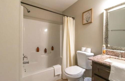 Minutes to Benning Two-Story Oasis Benning Bliss - Foto 15