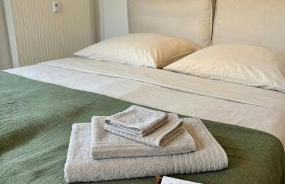 Modernes Studio mit Balkon & Seeblick am Biggesee - Photo 4