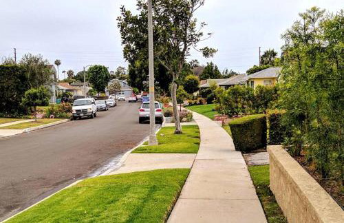 Stylish 4 Bedroom Home Near Venice Beach with Backyard BBQ - Foto 26