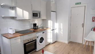 Apartaestudio con Diseño y Comodidad -Zona IFEMA - Foto 5