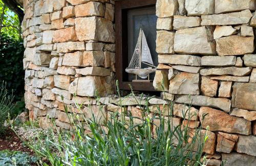 Villa Liberta - Private Family Villa with Pool & Garden - Photo 30