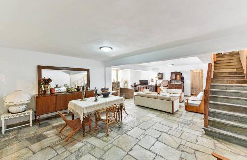 Azure Coast Seafront Retreat - Foto 8