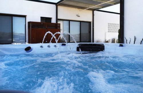 Neutra Home Joshua Tree Luxury Retreat Pool and Spa - Foto 29