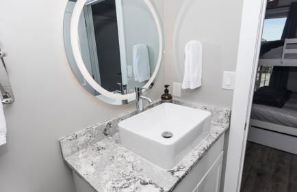 5-STAR BEACHFRONT D505 - Total Remodel - Nov & Dec Snowbirds Welcome! - Foto 25