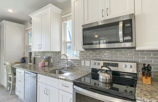 Destiny Beach Villas #11b- Beach Oasis - Photo 11