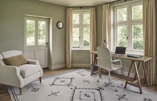 Bridge House at Woodhall Estate - Photo 7