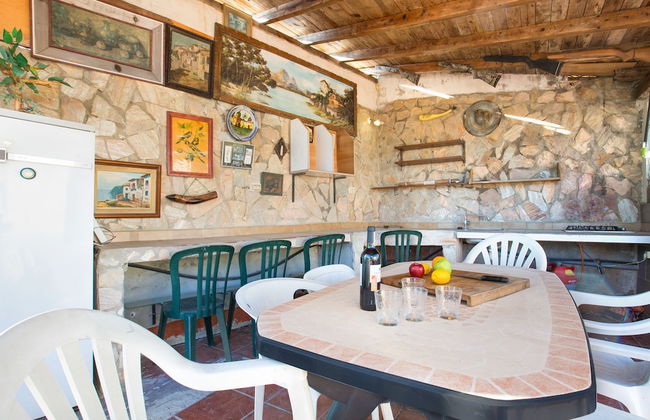 Villa Alonso - Photo 12