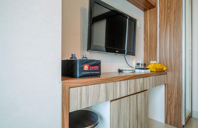 Comfy Design Studio at Grand Kamala Lagoon Apartment - Photo 8