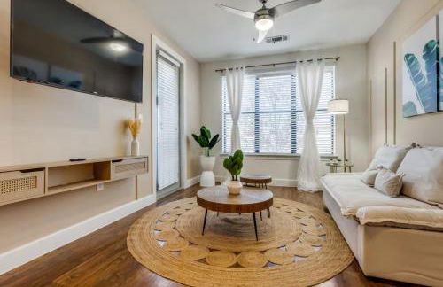 Spacious 1B with Pool Near Legacy West Frisco - Foto 11