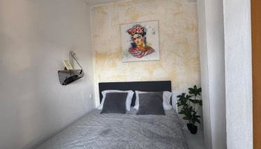 Room P&E - Foto 1