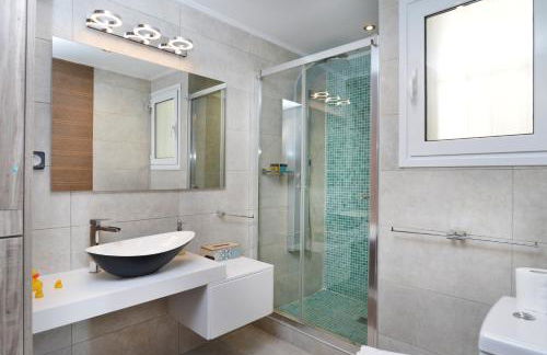 Colorful Apt. Near Nea Smirni Square - Foto 14