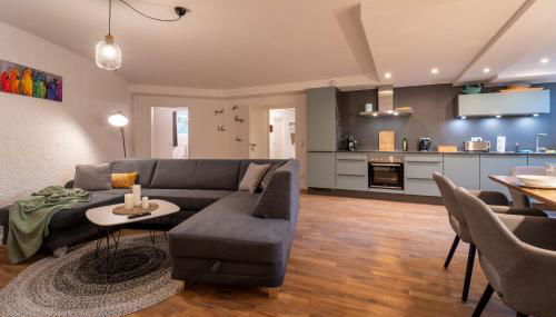 Erholungsreich - Große familienfreundliche Ferienwohnung in ehemaliger Kirche - Foto 4