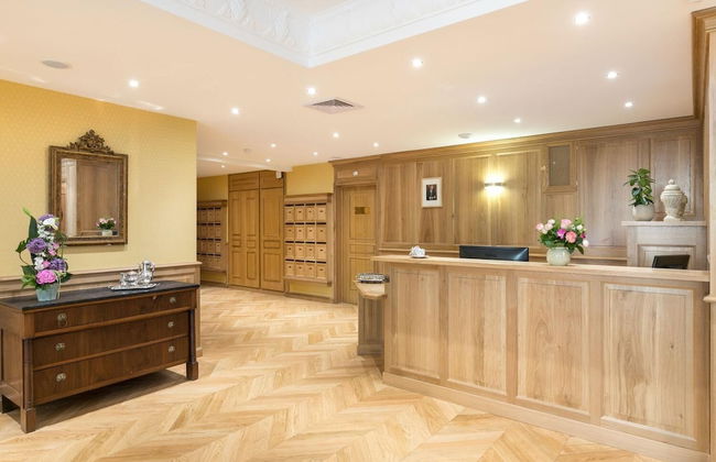 Home Médicis Les Petites Roches - Photo 2