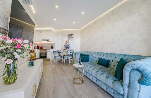 Sunset Bliss Penthouse with airco & heated pool - Foto 13