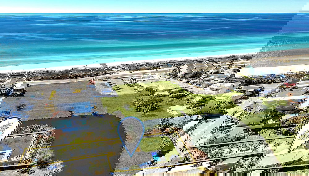 Dog Friendly + Private Pool; 0.1 Miles to the Beach! - Foto 1, Imagen principal