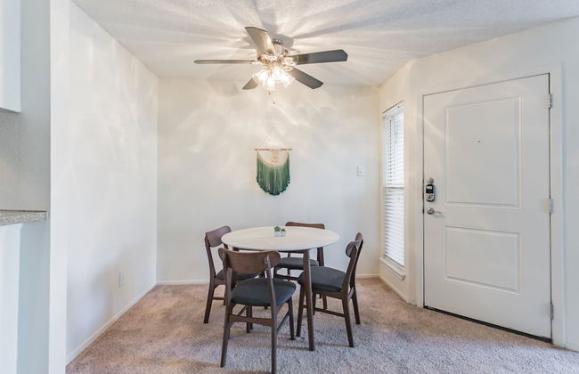 The Relaxing Suites of Midland - Photo 32