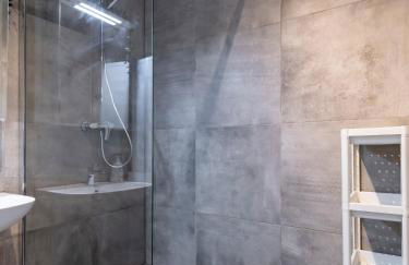 BudgetRoom Modernes Apartment mit 3 Schlafzimmern - Foto 17