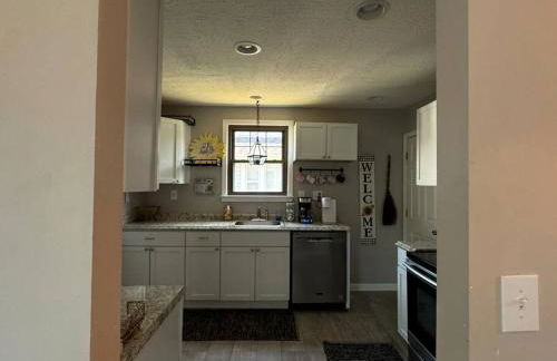 Spacious Relaxing Baltimore Home with Hot Tub - Foto 11