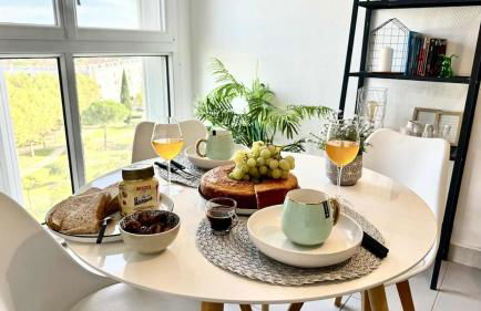 Tête en l'air- Cocon Lumineux- Centre Muret- Parking et commodités - Foto 11