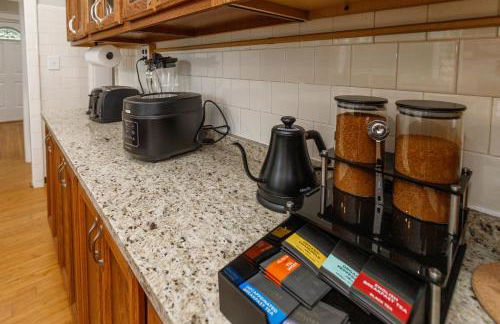 Hilltop retreat - Large pool - Foto 29