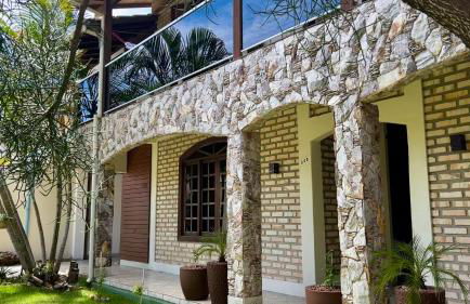 Casa espaçosa com sala de jogos interna e externa - Photo 4