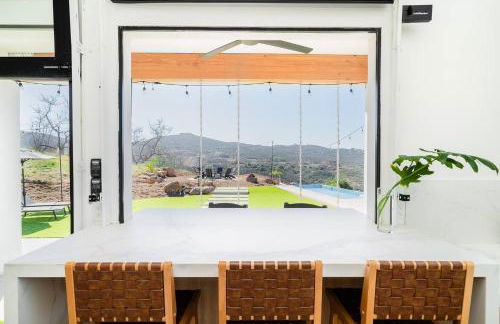 Vista Oasis with Spa, Pool, & Views - Foto 45