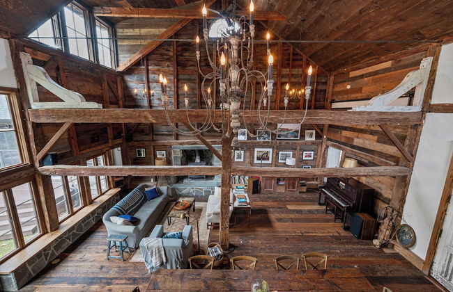Renovated Grand Woodstock Barn - Foto 1
