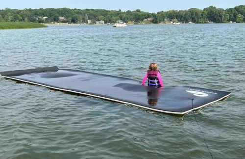 Lake Cabin; Renovated, Flat Lot, Dock, Sandy Beach, Many Games and Lake Toys! - Foto 43