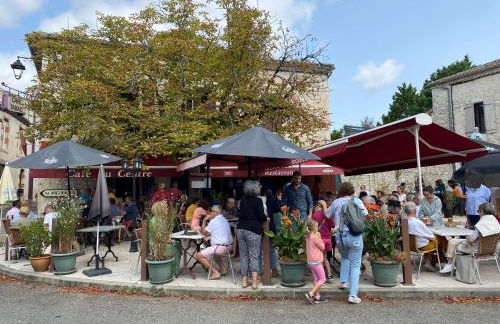Peaceful gîte with stunning pool near market town - Foto 50