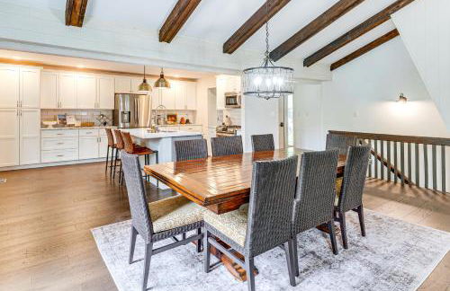 Geneva Lake Adventures Family Retreat with Patio - Foto 6