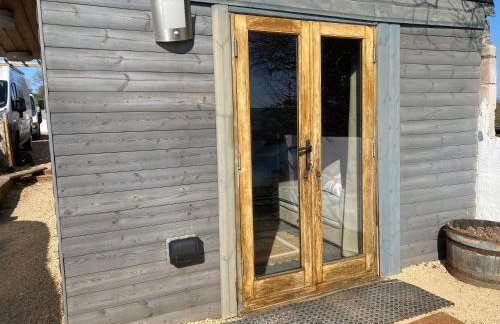 The Pigsty - Photo 13