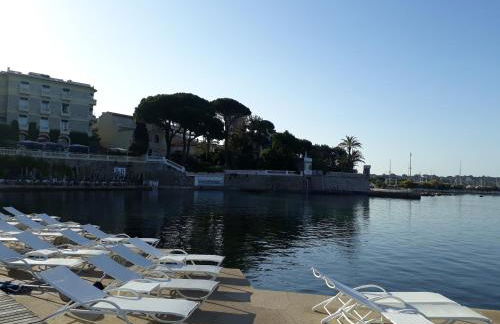 STUDIO Luxe CENTER BAY 4 - Photo 22