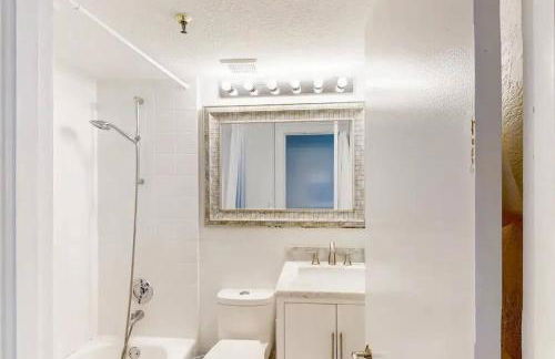 Palm Beach Condo 5 Mins to Beach Heated Pool - Foto 5