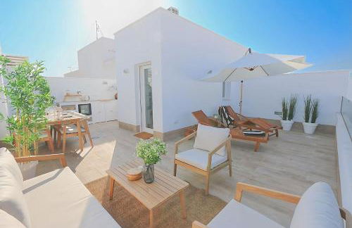 Modern home with private pool & close to the beach - Foto 29