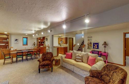 Work and Play! Spacious Lake-View Home in Greeley - Foto 20