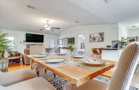 Milton Waterfront Home with Dock & Outdoor Kitchen - Foto 20