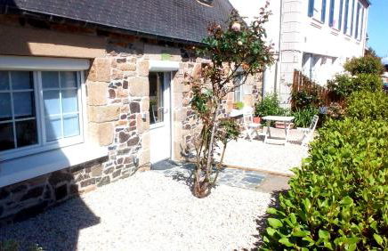 Ty Jeanne, le charme de la pierre au coeur du village - Photo 1