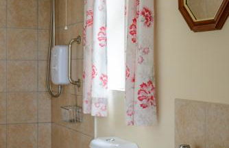 Grove Fort Self Catering Farmhouse - Foto 11