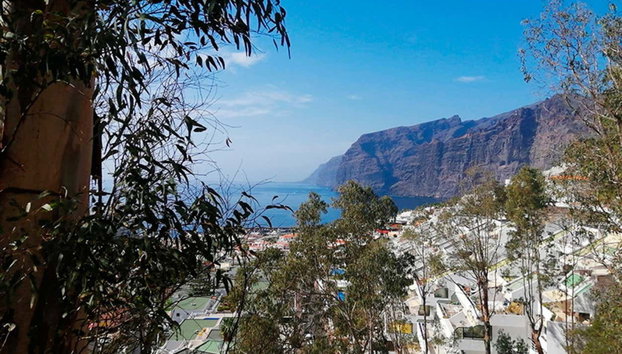 Excursión a Candelaria, La Orotava, Garachico y Masca - Foto 3, Acantilados desde Garachico