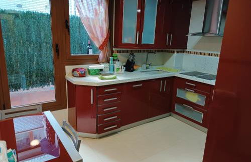 Karmelo junto al metro - Foto 5