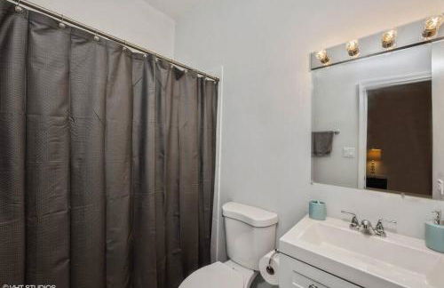 2-Bed 2-Bath Apt - Close to UC w/ Free Parking - Foto 5